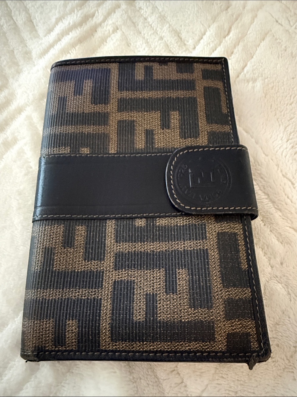 Vintage Fendi Brown and Black Logo Wallet - Picture 2 of 9